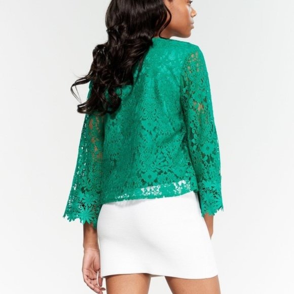 Laundry by Shelli Segal Floral Lace Bell Sleeve Top - Picture 2 of 7